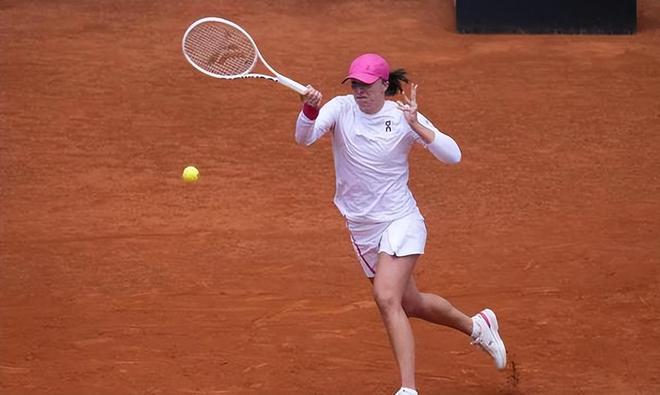 多的网球巨 多的网球巨